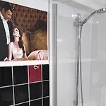 Hotel Retro - Art -