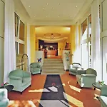 Retro - Art - Hotel 2*