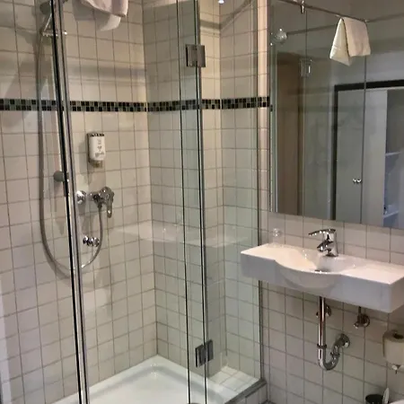 Retro - Art - Hotel 2*