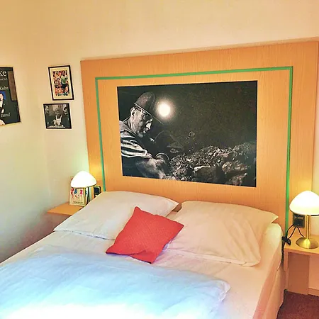 Retro - Art - Hotel Luenen
