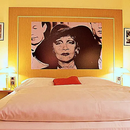 Hotel Retro - Art - 2*