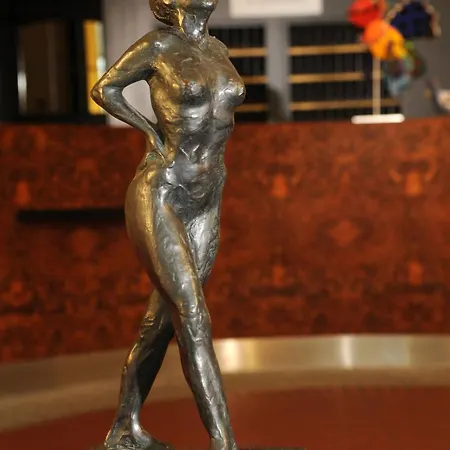 Retro - Art - Hotel 2*