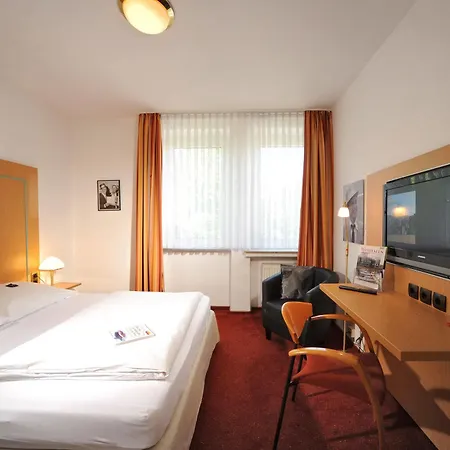 Retro - Art - Hotel 2*