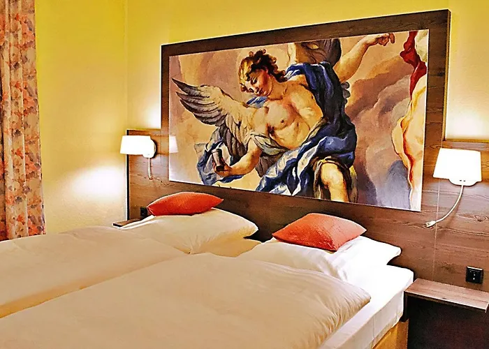 Retro - Art - Hotell 2*