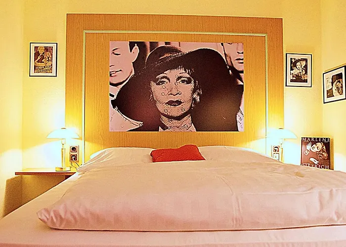 Retro - Art - Hotell