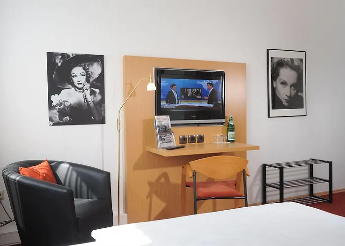 Retro - Art - Hotell